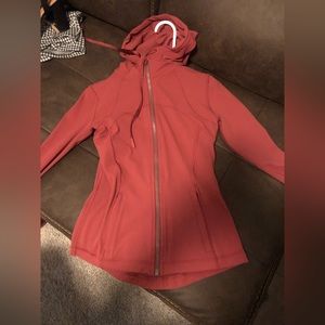 Hooded Define Jacket Nulu (size 4) (lululemon)